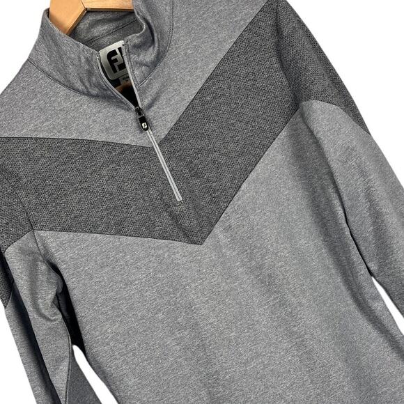 FootJoy Women’s S Gray Chevron 1/4 Zip Golf Pullover Athletic Modern Performance - Picture 1 of 9